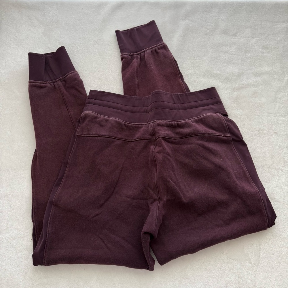 Lululemon Get Going Jogger 28.5" in Black Cherry - Picture 3 of 5